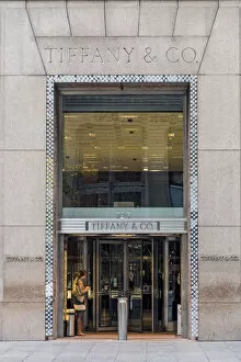 Attraction Collection: Tiffany and Co, jewelry store, Fifth Avenue, Manhattan, New York, USA
