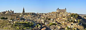 Toledo in the evening, a Unesco World Heritage Site. Castilla la Mancha, Spain Toledo in the evening, a Unesco World Heritage Site. Castilla la Mancha, Spain