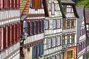 Images Dated 25th August 2014: Traditional Half Timbered buildings in Schiltachs Picturesque Medieval Altstad (Old Town)