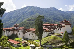 Trongsa Dzong or monastery, Trongsa, Bhutan Trongsa Dzong or monastery, Trongsa, Bhutan