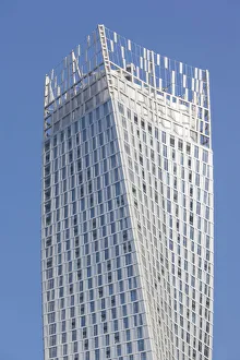 UAE, Dubai, Dubai Marina, the twisted Cayan Tower, detail UAE, Dubai, Dubai Marina, the twisted Cayan Tower, detail