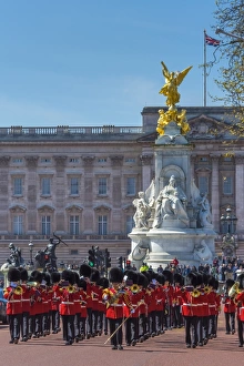 Changing Of The Guard Gallery: UK, England, London, The Mall, Buckingham Palace, Changing of the Guard