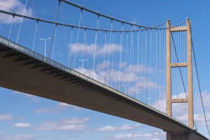 East Yorkshire Gallery: UK, England, North Lincolnshire, Barton-upon-Humber, Humber Bridge over the Humber