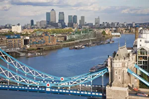 United Kingdom, Endland, London, View of River Thames, Tower Bridge and Canary Wharf United Kingdom, Endland, London, View of River Thames, Tower Bridge and Canary Wharf