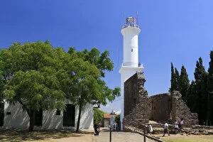 Historic Quarter of the City of Colonia del Sacramento Gallery: Uruguay, Colonia del Sacramento (UNESCO World Heritage Site), lighthouse
