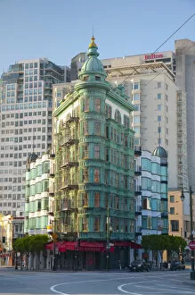 Images Dated 27th July 2009: USA, California, San Francisco, Columbus Tower, also known as the Sentinel Building