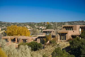 Images Dated 11th July 2008: USA, New Mexico, Santa Fe, Houses in traditional adobe style