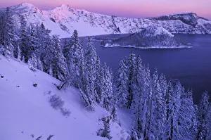 USA, Oregon, Cascades, Pacific Northwest, Crater lake national Park in winter USA, Oregon, Cascades, Pacific Northwest, Crater lake national Park in winter