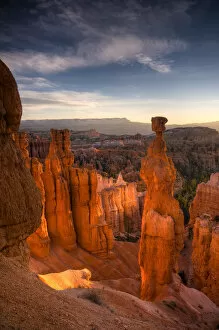 Images Dated 22nd June 2009: USA, Utah, Bryce Canyon National Park, Thors Hammer near Sunset Point