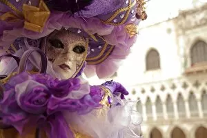 Images Dated 15th June 2008: Venice, Veneto, Italy; A masked character in front of the Palazzo dei Dogi during Carnival