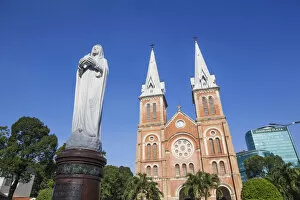 Images Dated 17th January 2013: Vietnam, Ho Chi Minh City, Notre Dame Cathedral