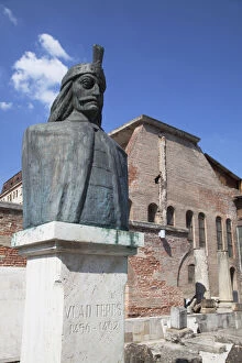 Images Dated 20th November 2013: Vlad Tepes (Vlad the Impaler) statue at Old Princely Court, Historic Quarter, Bucharest