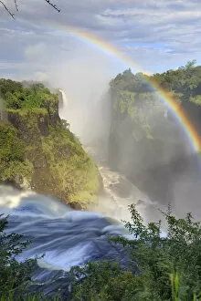 Mosi-oa-Tunya / Victoria Falls Gallery: Zimbabwe, Victoria Falls, Victoria Falls National Park during rainy season (UNESCO Site)