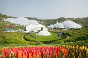 Futuristic Gallery: The Eden Project in Cornwall UK