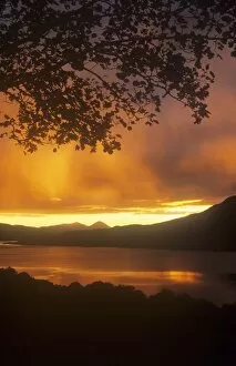 Images Dated 25th June 2009: Sunset over Loch Tay in the Scottish highlands, UK