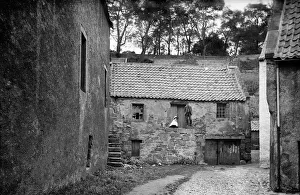 Related Images Gallery: View of the Tron Shop, Sandhaven, Culross. Date: c1883