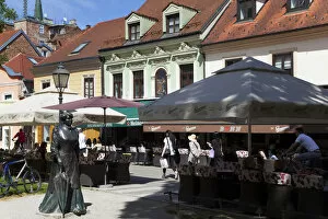 Croatia, Zagreb, Old Town, Tkalciceva Street, Zagorka statue of Marija Juric