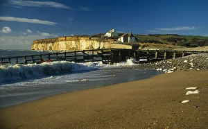 England, East Sussex, Seven Sisters, Cuckmere Haven, View along coastline towards chalk cliff England, East Sussex, Seven Sisters, Cuckmere Haven, View along coastline towards chalk cliff