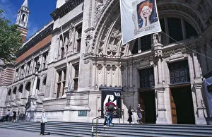 Images Dated 6th October 2008: ENGLAND London Kensington, Victoria and Albert Museum, View from steps towards main