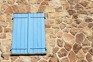 France, Grimaud, Blue window shutters, Domaine de la Cabro D'Or