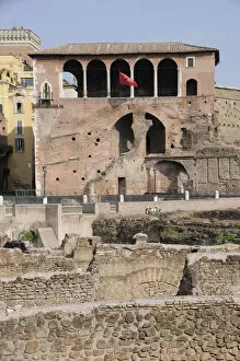 Italy, Lazio, Rome, Fori Imperiale, Trajan's Forum & market, view across ruins of Trajan's Forum to Trajan'