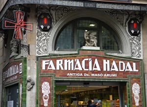 Images Dated 20th January 2014: Spain, Catalonia, Barcelona, The Art Nouveau Farmacia Nadal pharmacy