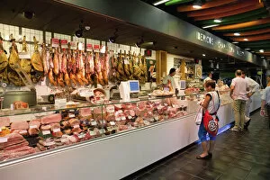 Images Dated 18th August 2014: Spain, Madrid, Delicatessen in Mercado San Anton
