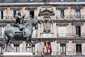 Spain, Madrid, Statue of King Philip III in the Plaza Mayor Spain, Madrid, Statue of King Philip III in the Plaza Mayor