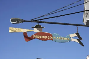 USA, Maine, Ogunquit, Perkins Cove, Perkins Cove Candies sign, store USA, Maine, Ogunquit, Perkins Cove, Perkins Cove Candies sign, store