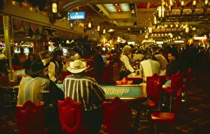 Croupier Gallery: USA, Nevada, Las Vegas, Customers and croupiers at gambling tables in the Luxor Hotel