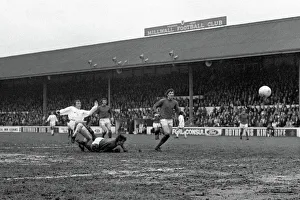 Soccer - League Division Two - Millwall v Preston North End - The Den Soccer - League Division Two - Millwall v Preston North End - The Den