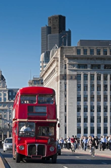 UK, London, London Bridge, commuters UK, London, London Bridge, commuters