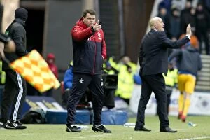Soccer Football Action Tv Collection: Graeme Murty's Motivation: Fifth Round Thumbs-Up at Ibrox Stadium, Rangers Scottish Cup Match (2003)