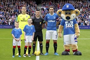 Soccer Football Collection: Rangers Football Club: Lee Wallace and Excited Mascots Celebrate 2003 Scottish Cup Victory at