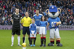 Trophies/scottish cup winners 2003/soccer ladbrokes championship rangers v queen Trophies/scottish cup winners 2003/soccer ladbrokes championship rangers v queen