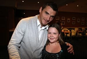 Images Dated 4th December 2007: Soccer - Rangers - Lee McCulloch Meets Fans at Charity Foundation Event - Members Club - Ibrox