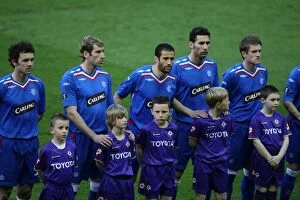 Mascots Collection: Soccer - UEFA Cup - Semi-Final 1st Leg - Rangers v ACF Fiorentina - Ibrox