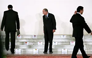 Frances President Chirac waits for fellow leaders to take their places at the Francophone Frances President Chirac waits for fellow leaders to take their places at the Francophone