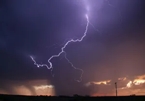 Huge lightning strikes cross the skies as thunderstorms supercells pass through areas Huge lightning strikes cross the skies as thunderstorms supercells pass through areas