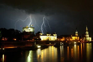 Images Dated 22nd August 2002: LIGHTENING BEFORE A THUNDERSTORM IS SEEN OVER DRESDEN