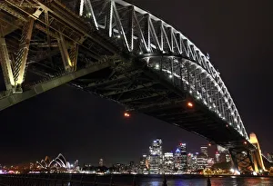 Sydney Harbour Bridge and city skyline before Earth Hour Sydney Harbour Bridge and city skyline before Earth Hour