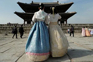 Tourists dressed in traditional Korean costumes visit the Gyeongbokgung Palace in Seoul Tourists dressed in traditional Korean costumes visit the Gyeongbokgung Palace in Seoul