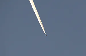 A Turkish fighter jet flies over the town of Hassa on the Turkish-Syrian border in Hatay A Turkish fighter jet flies over the town of Hassa on the Turkish-Syrian border in Hatay