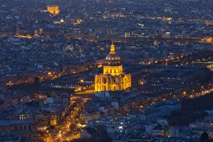 A view shows The Invalides and the Arc de Triomphe in Paris A view shows The Invalides and the Arc de Triomphe in Paris