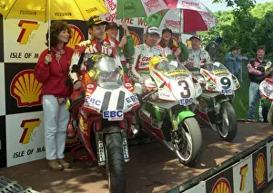Joey Dunlop Gallery: 1995 Senior TT winners. Dunlop, Duffus, Ward