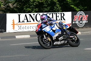 Adrian Archibald (Suzuki) 2003 Production 1000 TT Adrian Archibald (Suzuki) 2003 Production 1000 TT