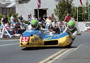 Alistair Lewis & Bill Annandale (Windle Kawasaki) 1993 Sidecar TT Alistair Lewis & Bill Annandale (Windle Kawasaki) 1993 Sidecar TT