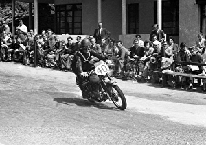 Allan Jefferies (Triumph) 1949 Senior Clubman TT Allan Jefferies (Triumph) 1949 Senior Clubman TT