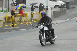 Andrew Fryer (Norton) 2012 VMCC Parade Lap Andrew Fryer (Norton) 2012 VMCC Parade Lap