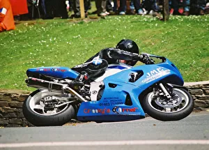Andy Wallace (Suzuki) 2004 Junior 600 TT Andy Wallace (Suzuki) 2004 Junior 600 TT